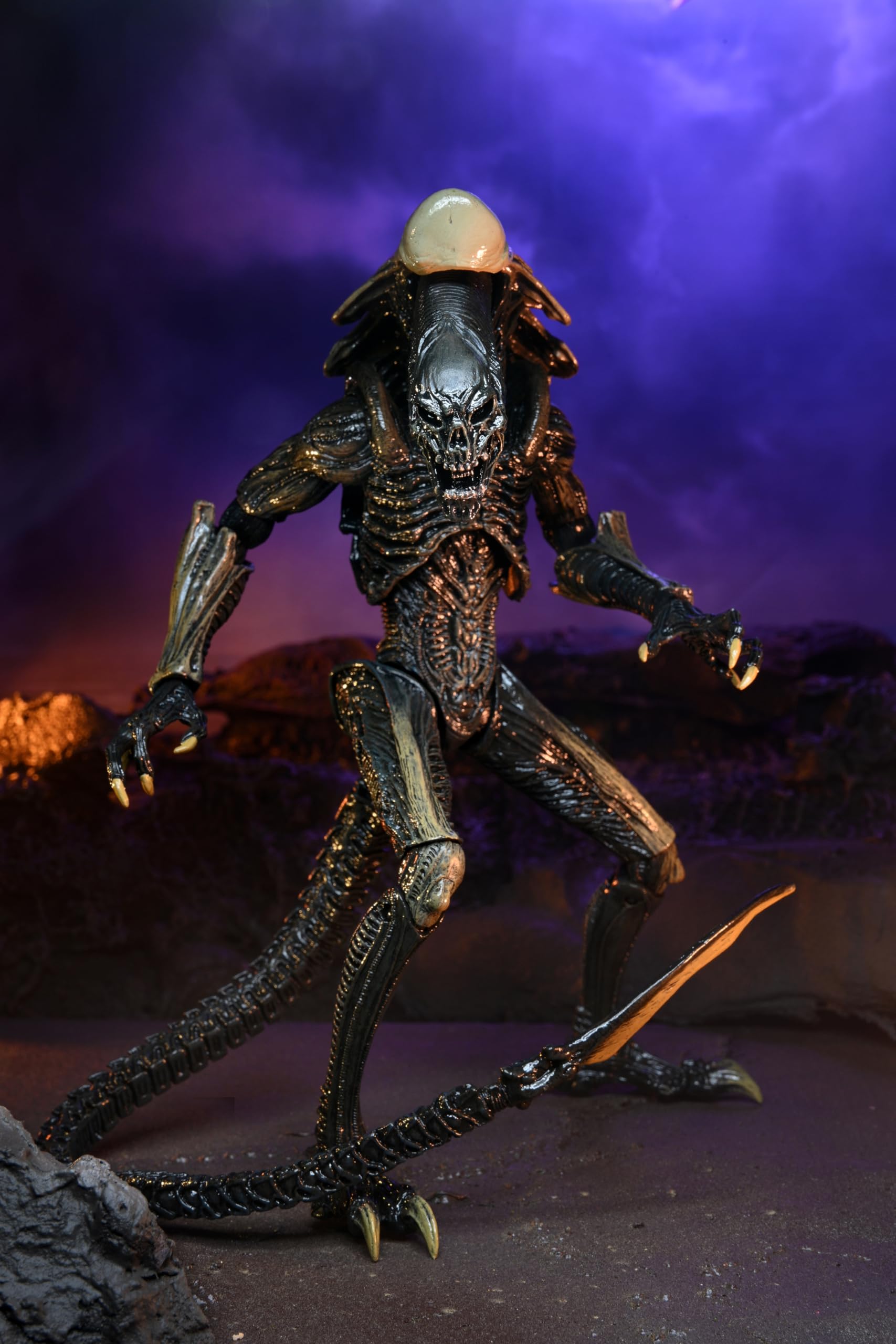 ALIEN VS PREDATOR CHRYSALIS ALIEN MOVIE DECO
