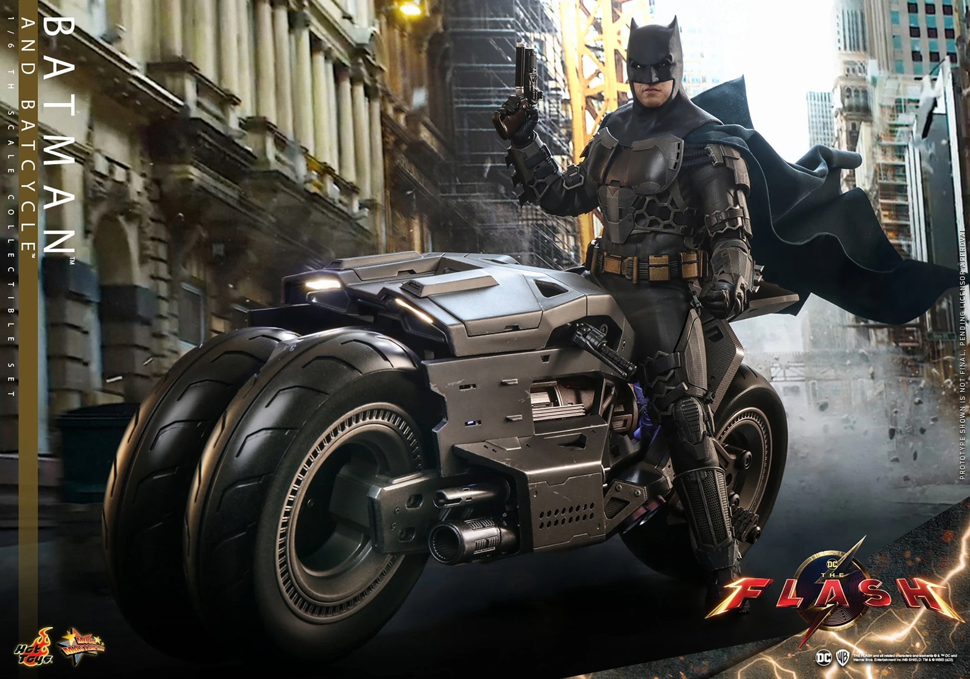 Batman and Batcycle - Sixth Scale Figure Set by Hot Toys