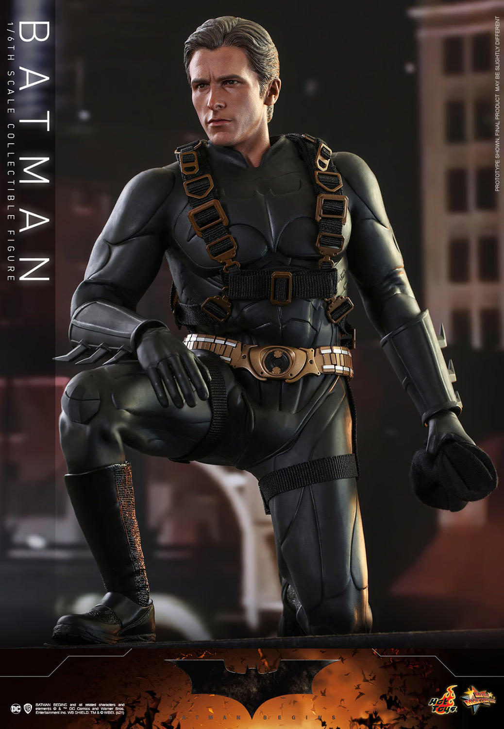 HOTTOYS BATMAN CHRISTIAN BALE 1/6