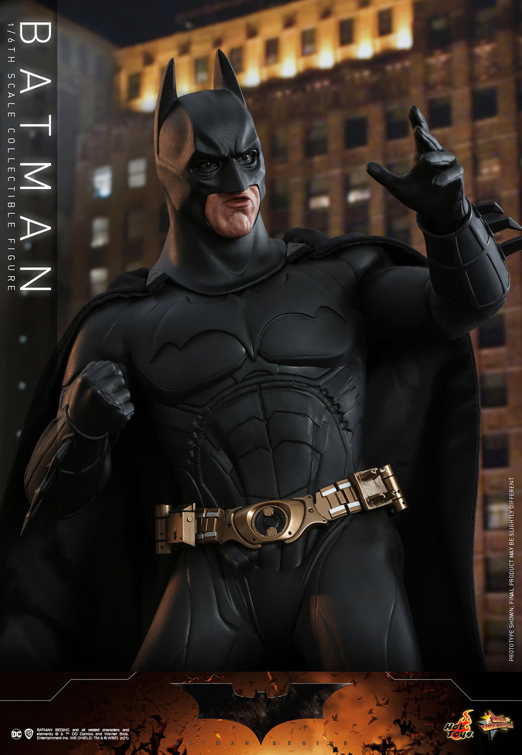 HOTTOYS BATMAN CHRISTIAN BALE 1/6