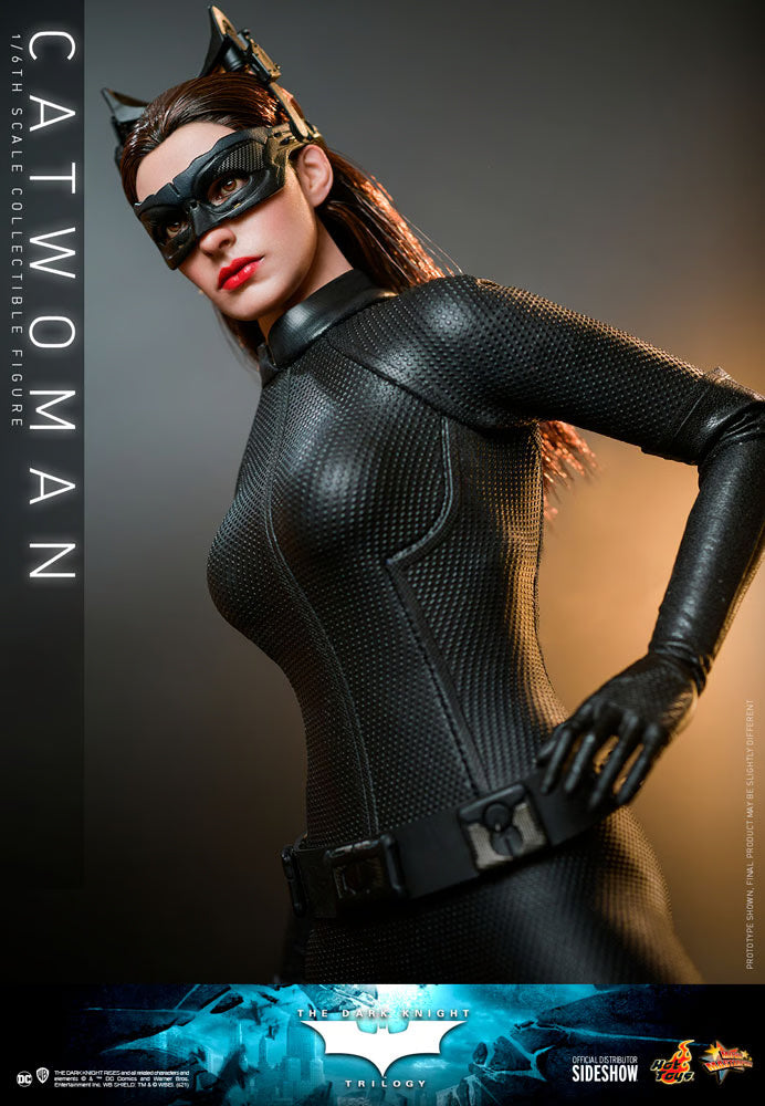 HOTTOYS DC CATWOMAN 1/6