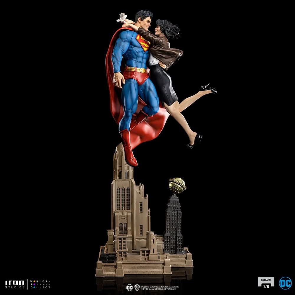 IRON STUDIO DC SUPERMAN AND LOIS LANE DIORAMA 1/6