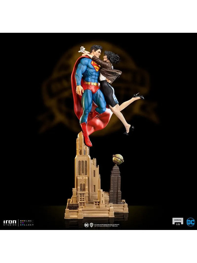 IRON STUDIO DC SUPERMAN AND LOIS LANE DIORAMA 1/6