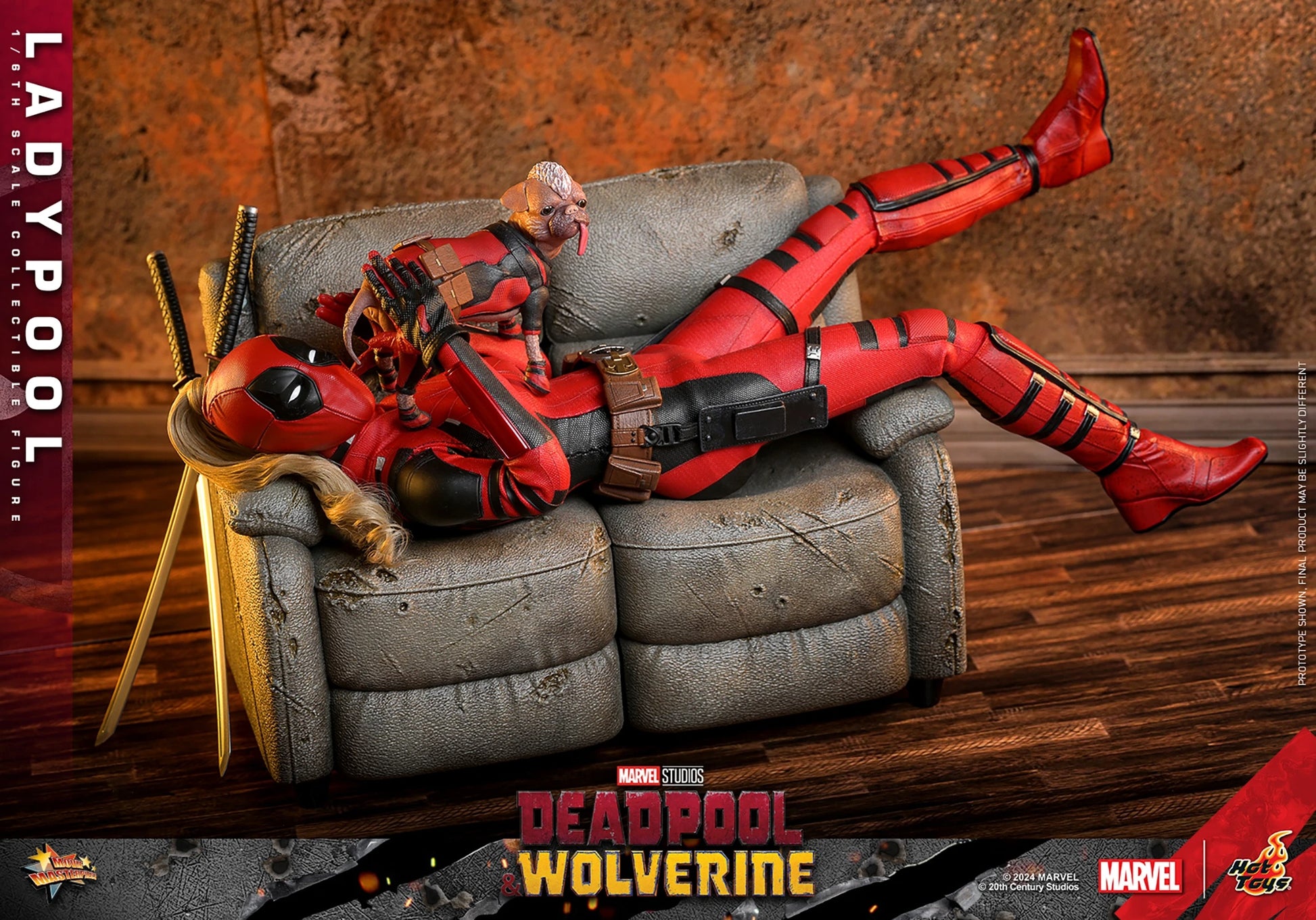 LADYPOOL SIXTH SCALE FIGURE BY HOT TOYS