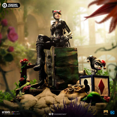 CATWOMAN (GOTHAM CITY SIRENS) DELUXE 110 SCALE STATUE BY IRON STUDIOS