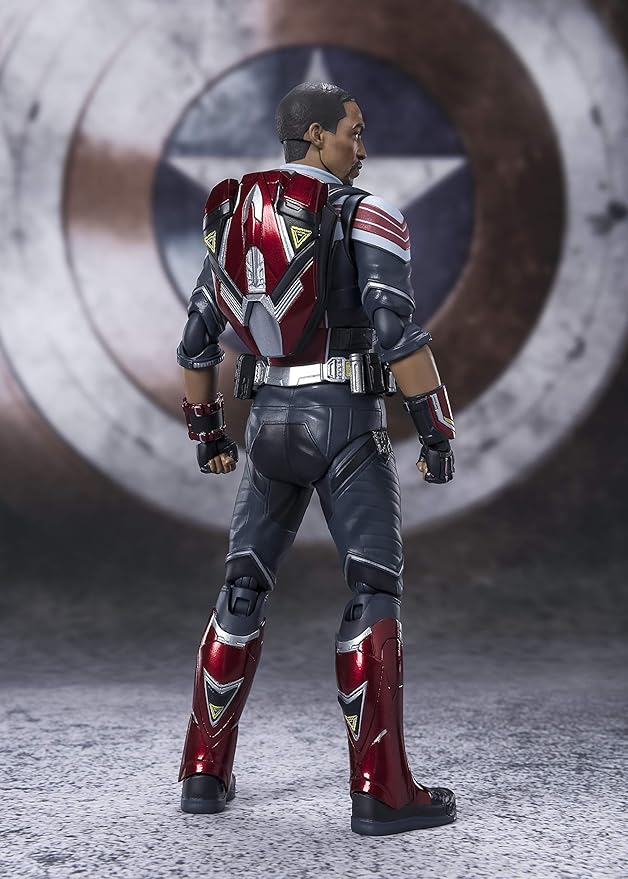 SHFIGUARTS THE FALCON AND THE WINTER SOLDIER FALCON
