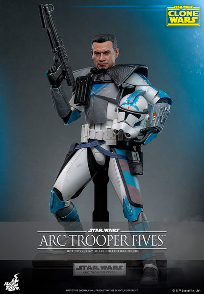 SIXTH SCALE FIGURE BY HOT TOYS STAR WARS ARC TROOPER FIVES