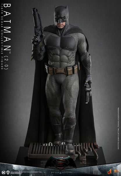 BATMAN (2.0) (DELUXE VERSION) HOT TOYS