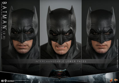 BATMAN (2.0) (DELUXE VERSION) HOT TOYS
