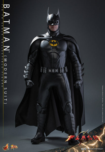 BATMAN (MODERN SUIT) Sixth Scale Figure