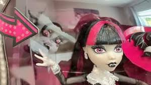 MONSTER HIGH REEL DRAMA LAGOONA BLUE COLLECTOR DOLL