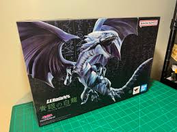 YU GI OH BLUE EYES WHITE DRAGON SH FIGUARTS