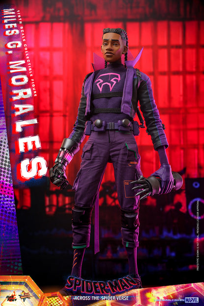 HOTTOYS MARVEL MILES G. MORALES 1/6