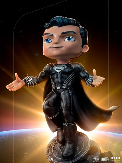 MINICO VINYL STATUE JUSTICE LEAGUE SUPERMAN BLACK SUIT